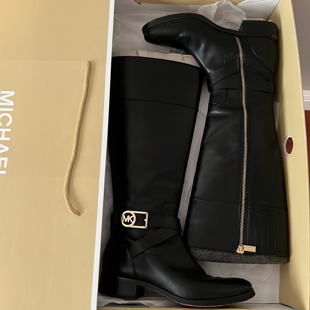 Michael Kors boots. Gently used and beautiful pair of boots.